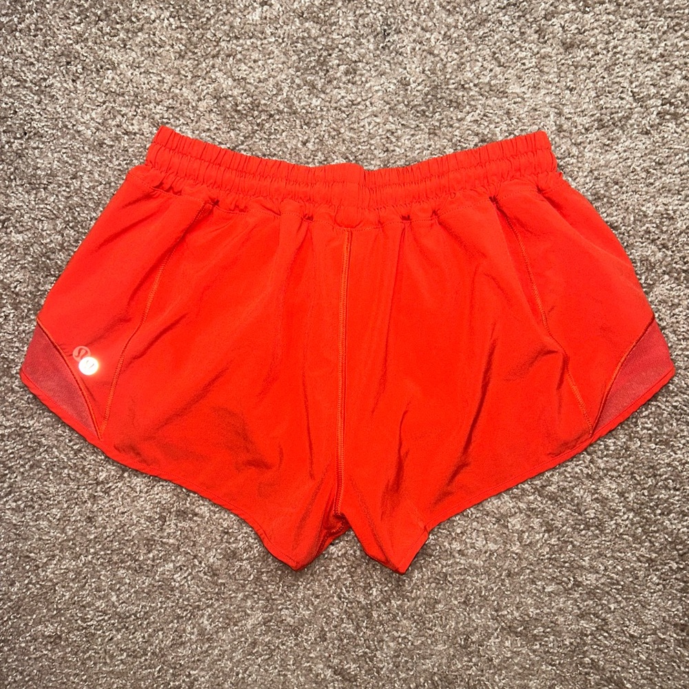 Lululemon Hotty Hot Shorts- Size 8